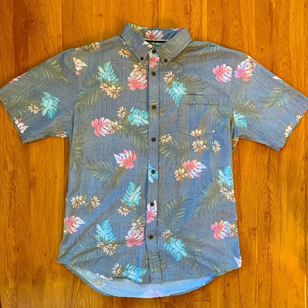 Ocean Current Short Sleeve Button Up